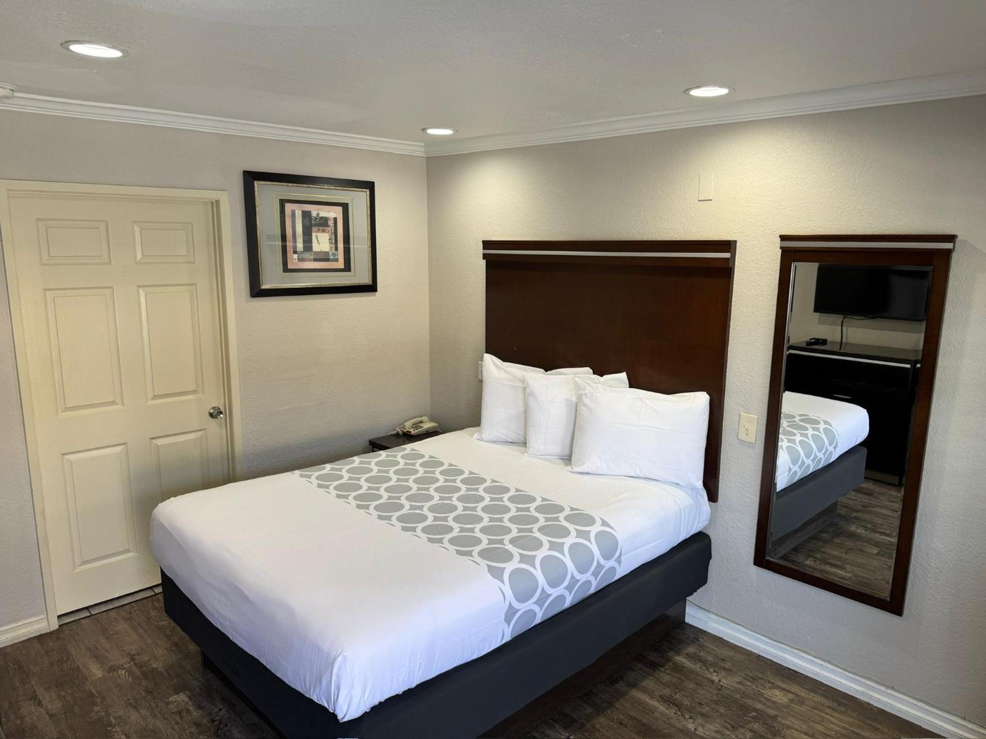 Rodeway San Diego East Inn Lemon Grove