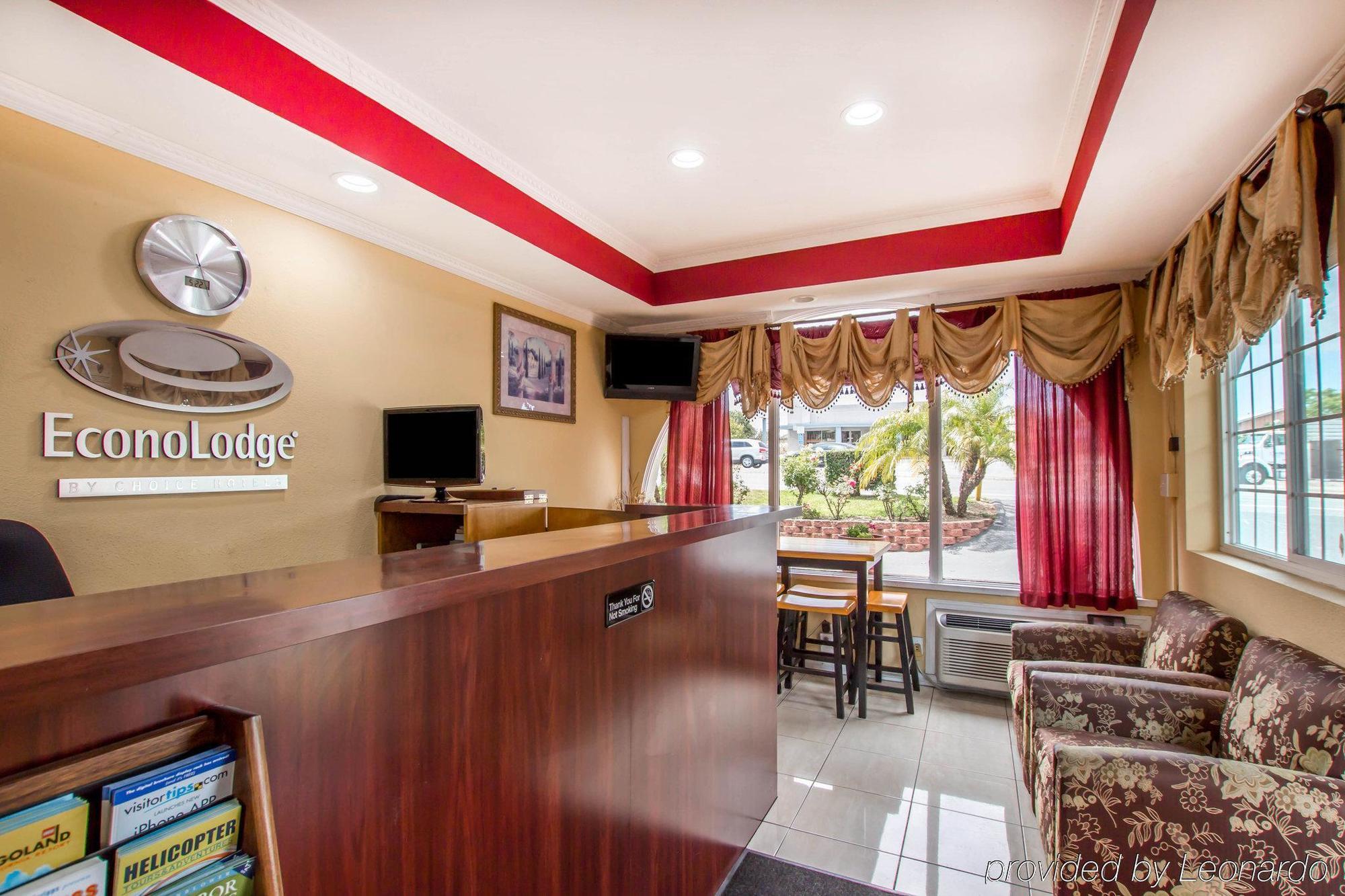 Rodeway San Diego East Inn